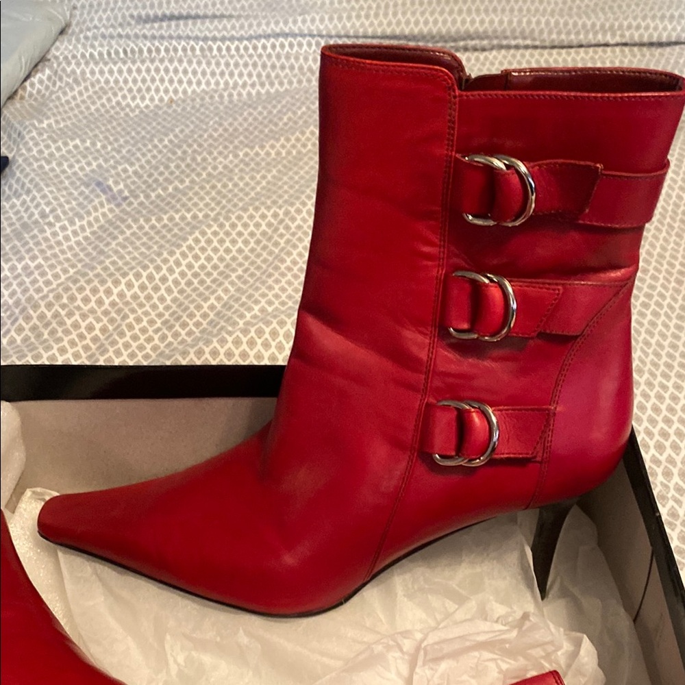 RED LEATHER BOOTIE!!!